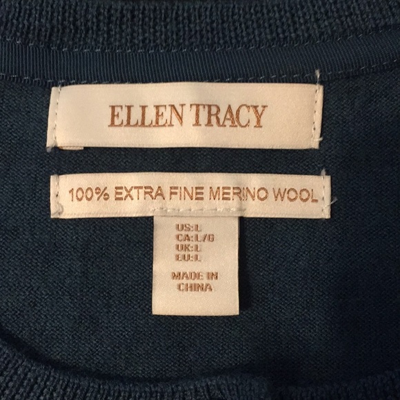 Soft, lightweight, warm merino wool sweater - Picture 3 of 5